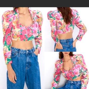 ZARA Floral Print Long Sleeve Crop Top NWT // Top Bloggers Favorite